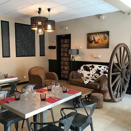 Hotel Du Centre - Restaurant Le P'Tit Gourmet Tonnerre Eksteriør bilde