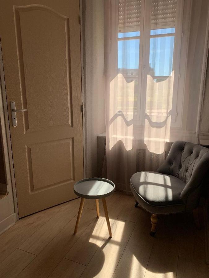 Hotel Du Centre - Restaurant Le P'Tit Gourmet Tonnerre Eksteriør bilde