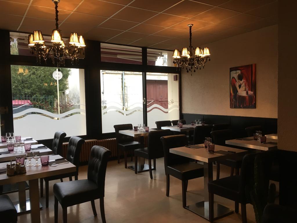 Hotel Du Centre - Restaurant Le P'Tit Gourmet Tonnerre Eksteriør bilde